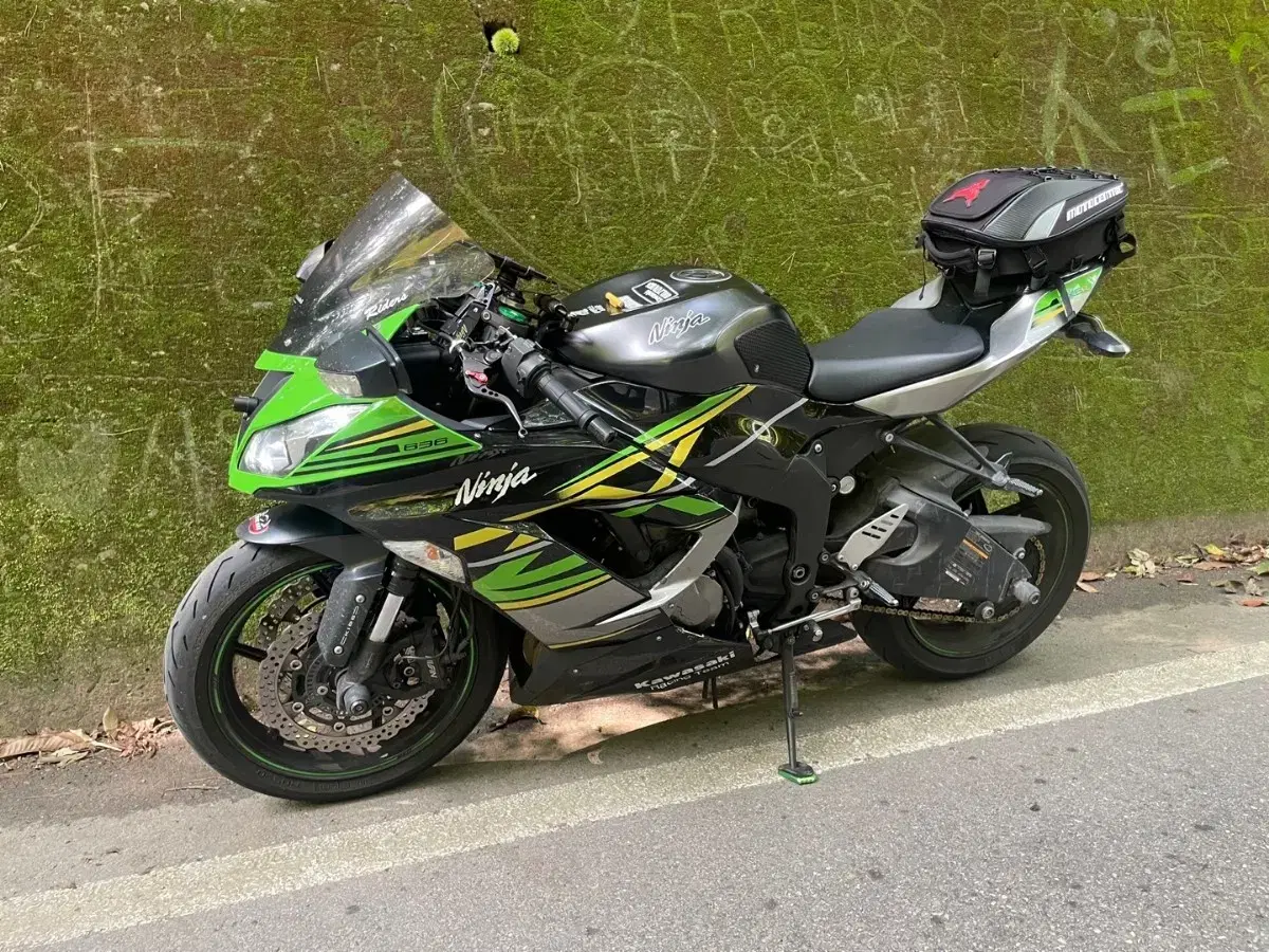 가와사키 zx6r 2016년식 팝니다~